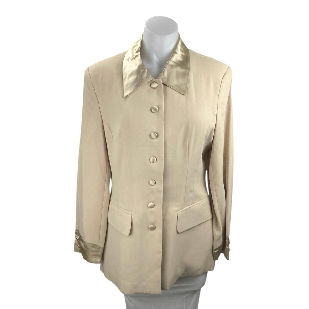 SOLO Collection Women's Cream Gold Satin Collar Long Sleeve Button Up Blouse M